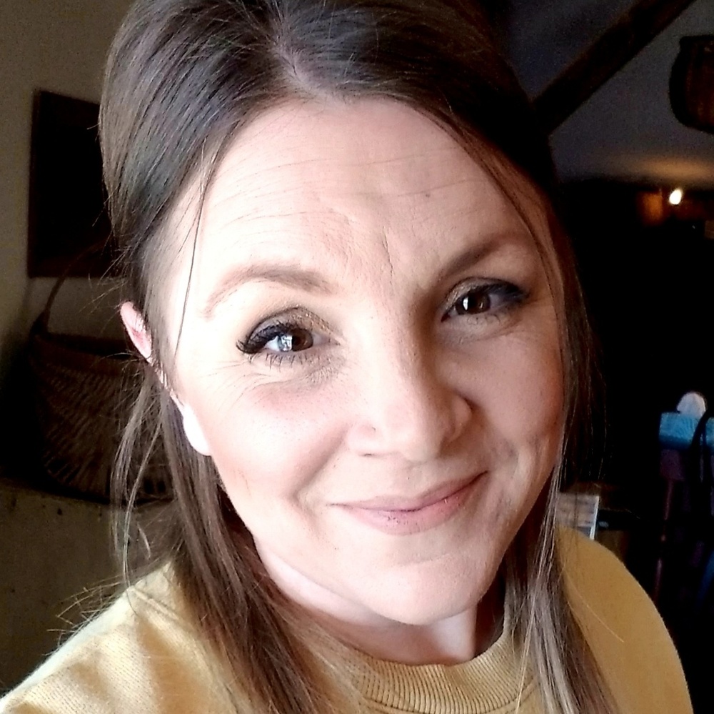 Meet your Posher, Pauline